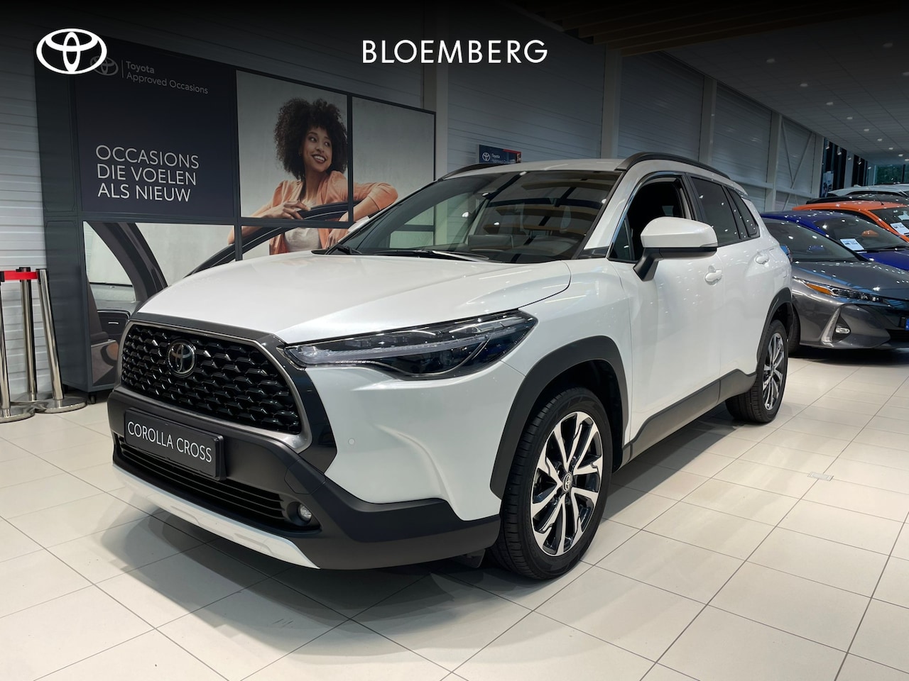 Toyota Corolla Cross - Hybrid 140 Style + Premium Pack I | fabrieksnavi | elec achterklep | stuur- en stoelverwar - AutoWereld.nl