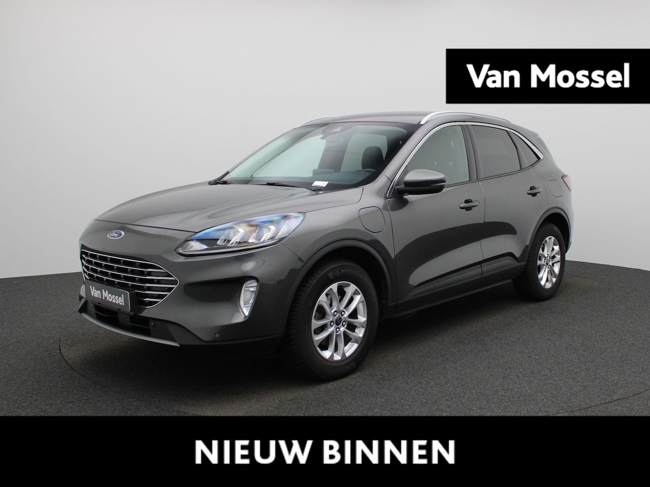 Ford Kuga - 2.5 PHEV Titanium | WINTERPACK | CAMERA | NAVIGATIE | APPLE CARPLAY-ANDRIOD AUTO - AutoWereld.nl
