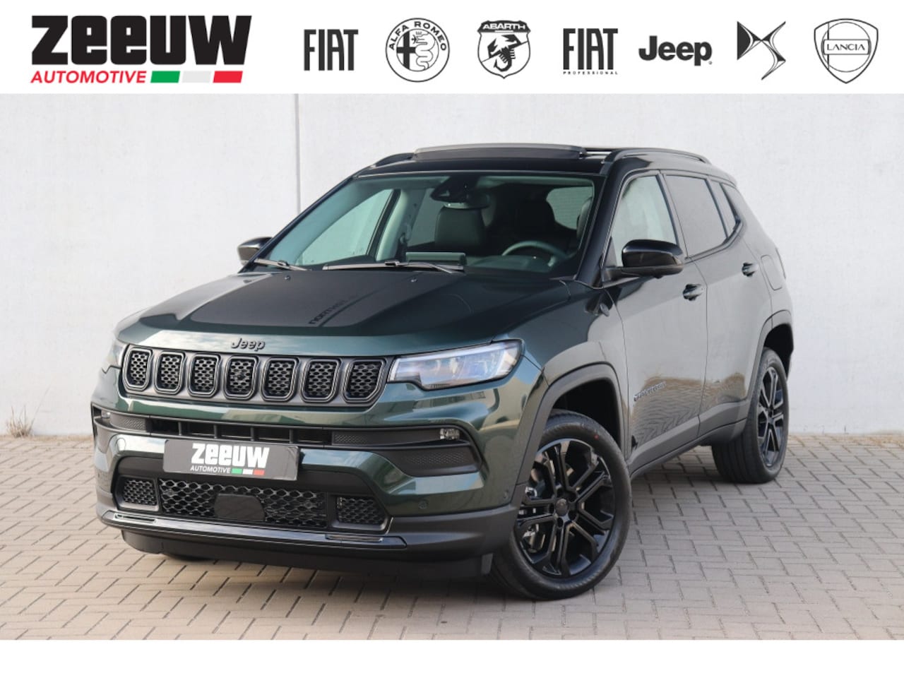 Jeep Compass - 4xe 240 PK Hybrid North Star | Pano | Safety | Winter | 18" - AutoWereld.nl