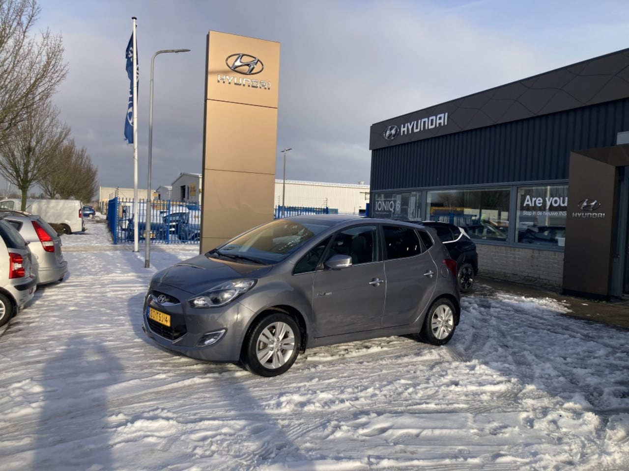 Hyundai ix20 - 1.4i i-Vision Pano Dak/Trekhaak*RIJKLAARPRIJS* - AutoWereld.nl
