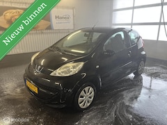 Peugeot 107 - 1.0-12V XR LEUKE AUTO MET AIRCO