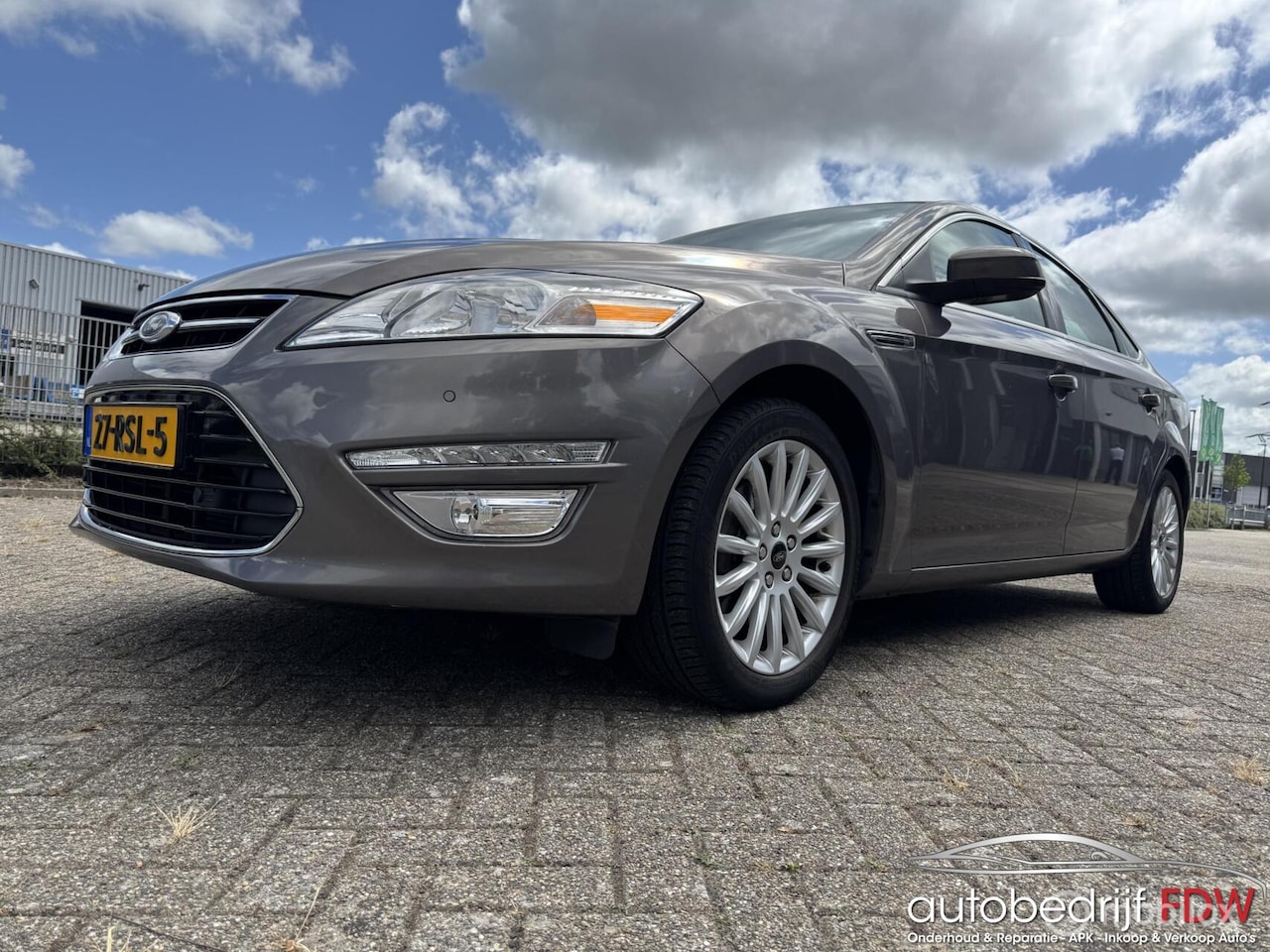 Ford Mondeo - 1.6 EcoBoost Titanium/PDC/AIRCO/NAP/TREKHAAK/ - AutoWereld.nl