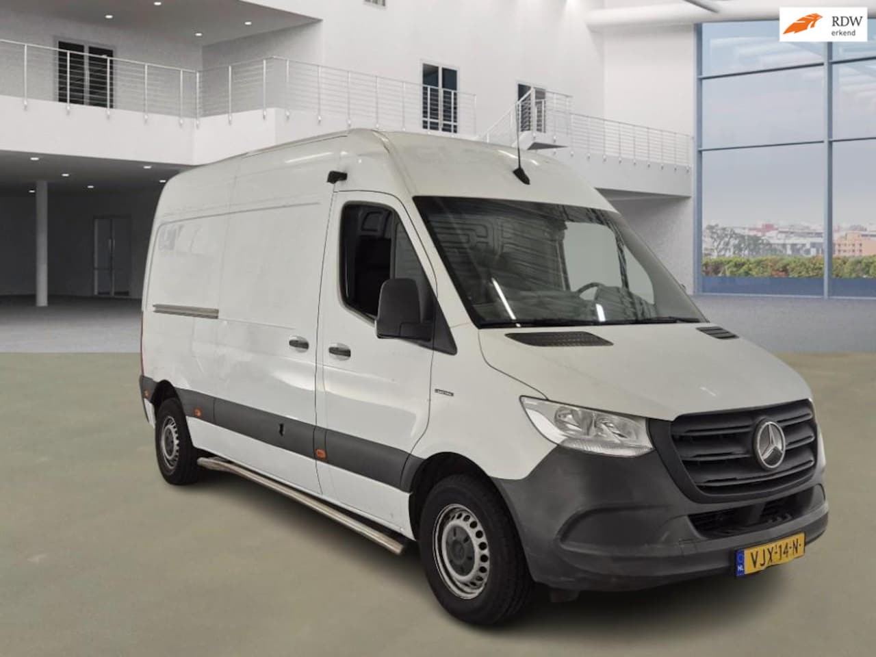 Mercedes-Benz eSprinter - E-Sprinter L2H2 55 kWh AC SOH-93% ** 9999 EX BTW ** - AutoWereld.nl