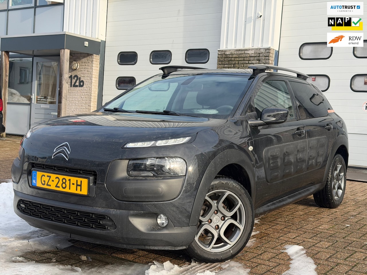 Citroën C4 Cactus - 1.2 PureTech Shine/ AUTOMAAT/ nap/ 3e EIG/ dealeronderhouden/ 1jaar apk/ volle optie/ zeer - AutoWereld.nl