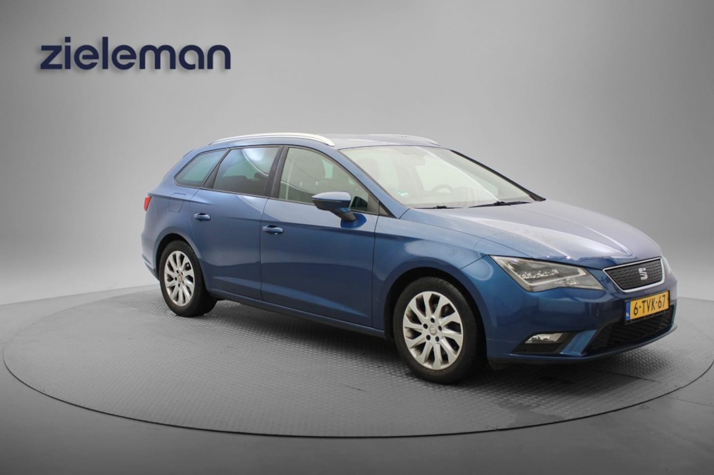 SEAT Leon - ST 1.6 TDI Style Business Ecomotive - Leer, Clima, Navi, stoelverw. - AutoWereld.nl