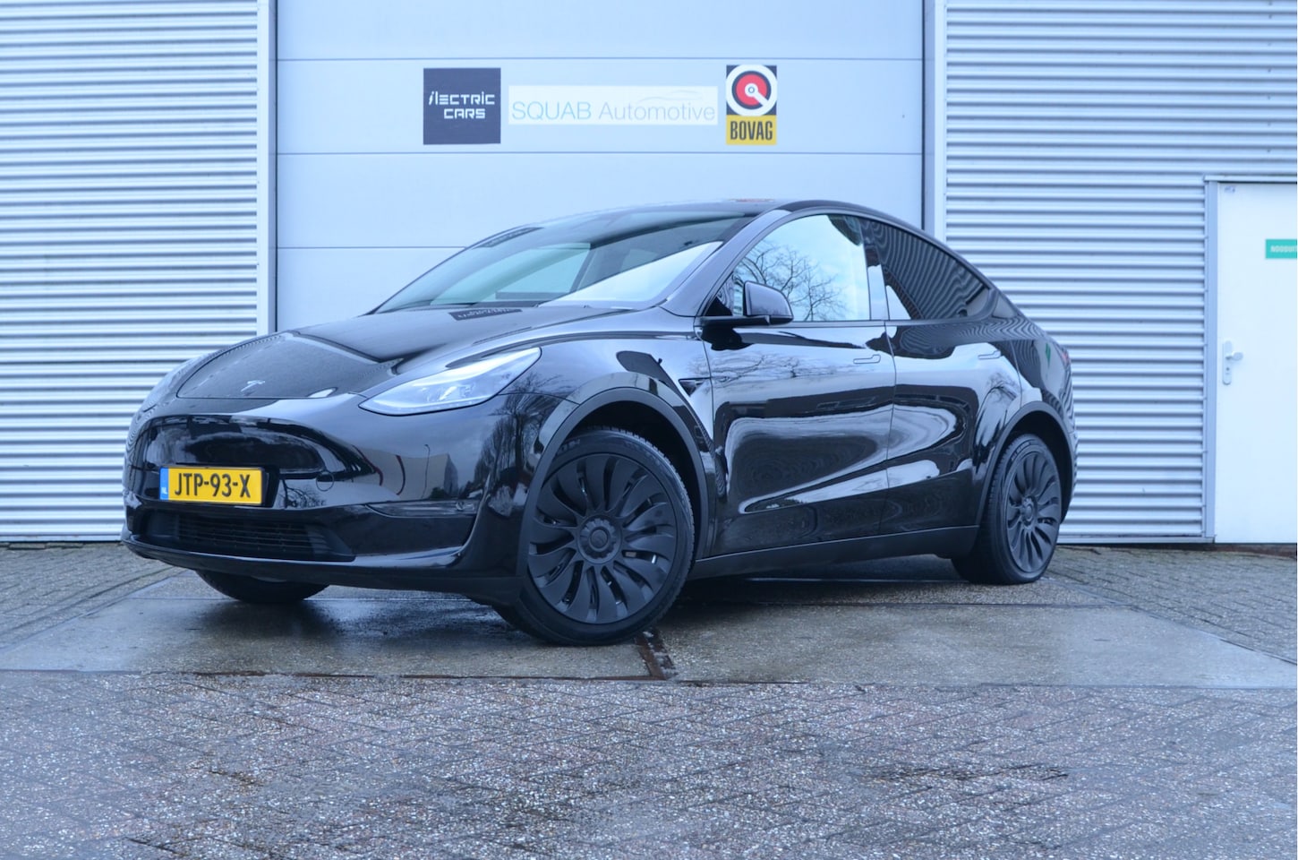 Tesla Model Y - Long Range AWD 75 kWh AutoPilot, Warmtepomp - AutoWereld.nl