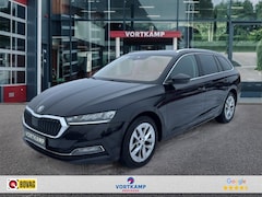 Skoda Octavia - 2.0 TDI DSG STYLE TREKHAAK/PANODAK/CAMERA/MEM/STOELVERW