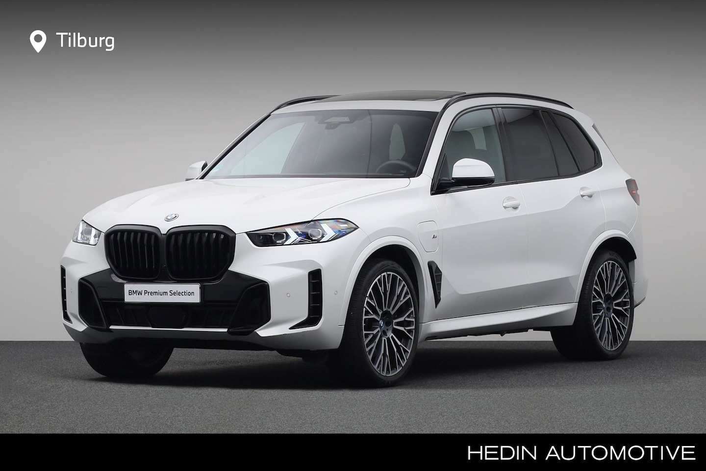 BMW X5 - xDrive50e | Glazen Panoramadak | Hifi System Harman-Kardon | M Sportpakket | Trekhaak Met - AutoWereld.nl