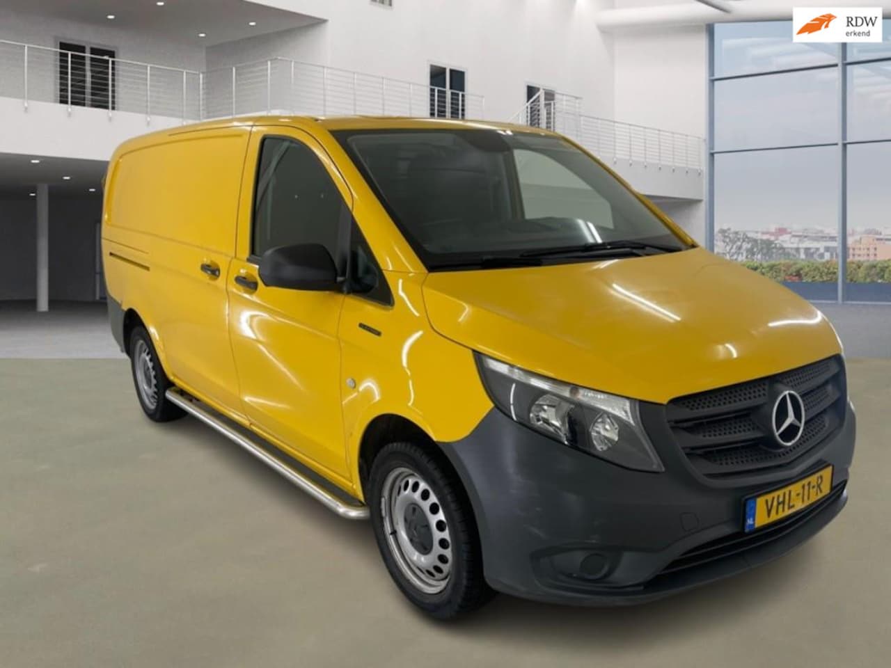 Mercedes-Benz eVito - EVito Lang 41 kWh AC SOH-91,3% ** 5999 EX BTW ** - AutoWereld.nl