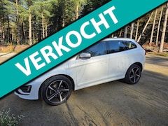 Volvo XC60 - 2.0 D4 FWD R-Design panoramadak