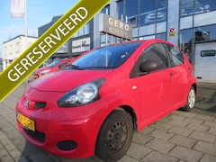 Toyota Aygo - 1.0-12V Access 5 drs airco nw koppeling