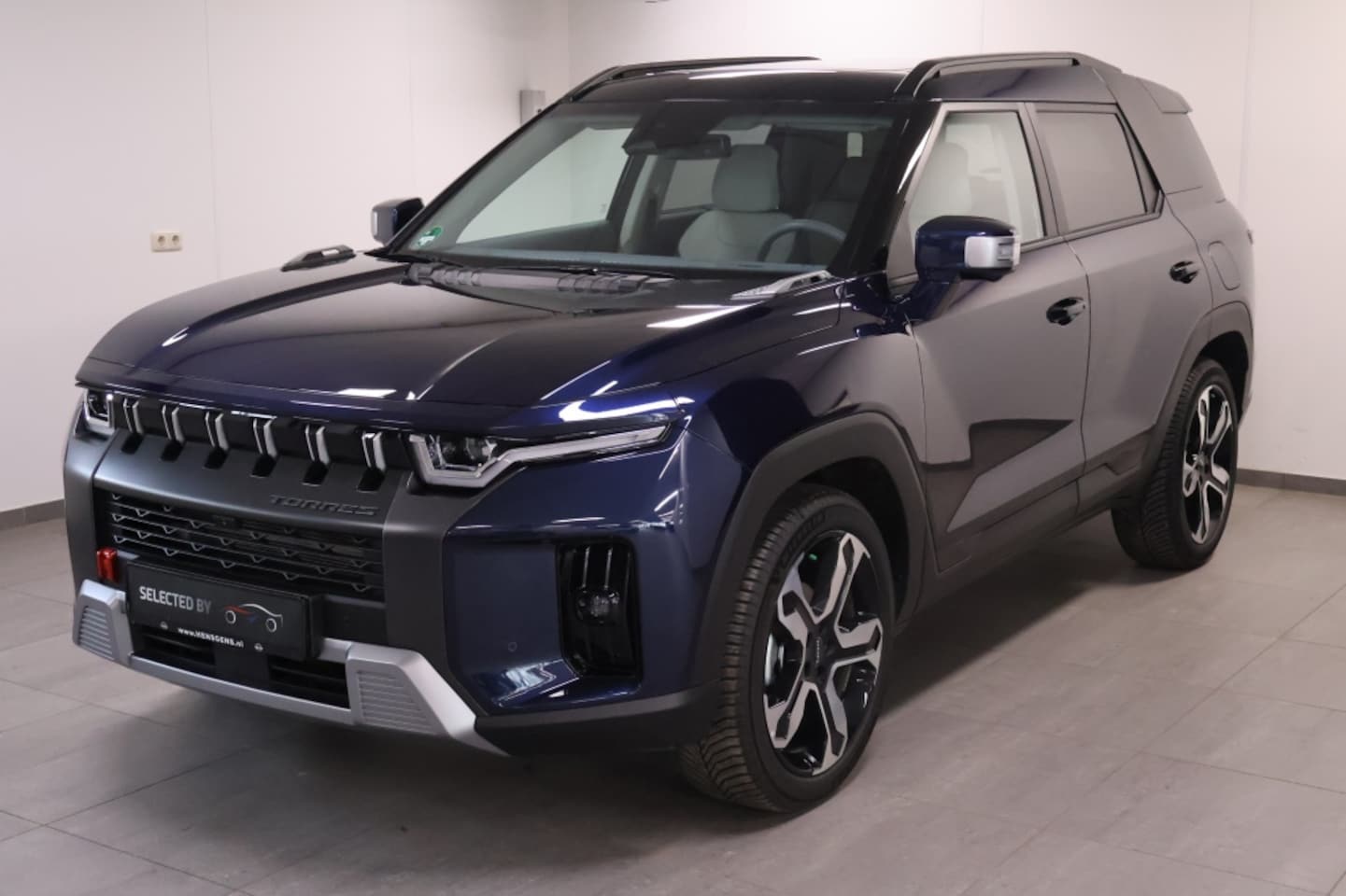 KGM Torres Hybrid - 1.5T-GDI Titanium | | Trekhaak | All-Weather Banden - AutoWereld.nl