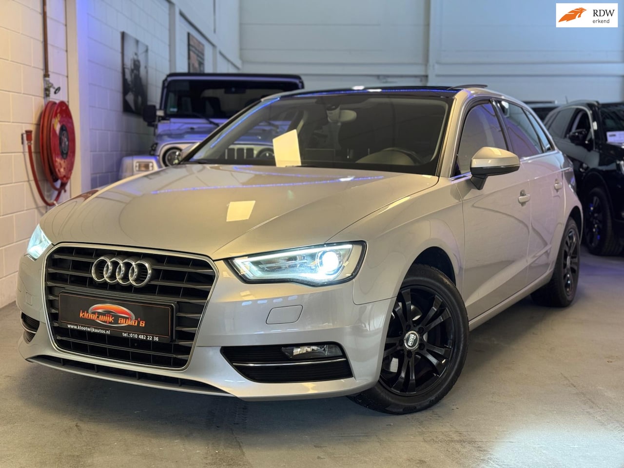 Audi A3 Sportback - 1.4 TFSI CoD Ultra Panorama Navigatie LED Cruise LM - AutoWereld.nl