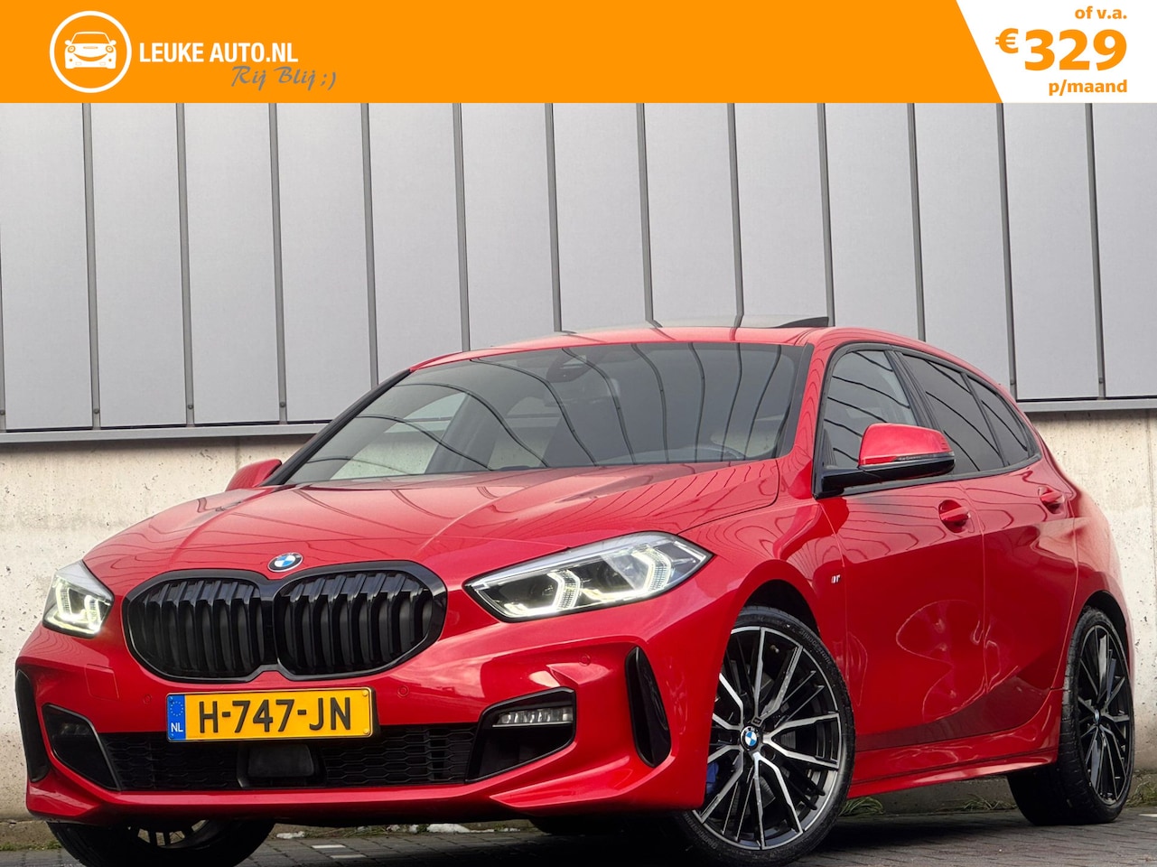 BMW 1-serie - 118i 140PK Automaat M-Sport Plus Pano Schaalstoelen Keyless - AutoWereld.nl