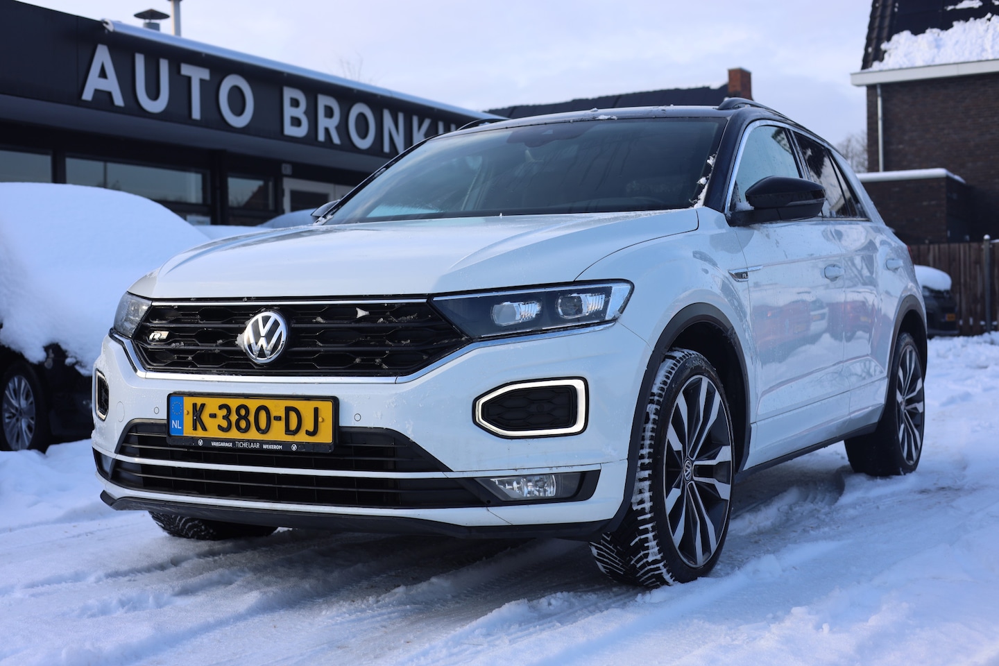 Volkswagen T-Roc - 1.5 TSI SPORT R-LINE | NAVI | CARPLAY | CAMERA - AutoWereld.nl