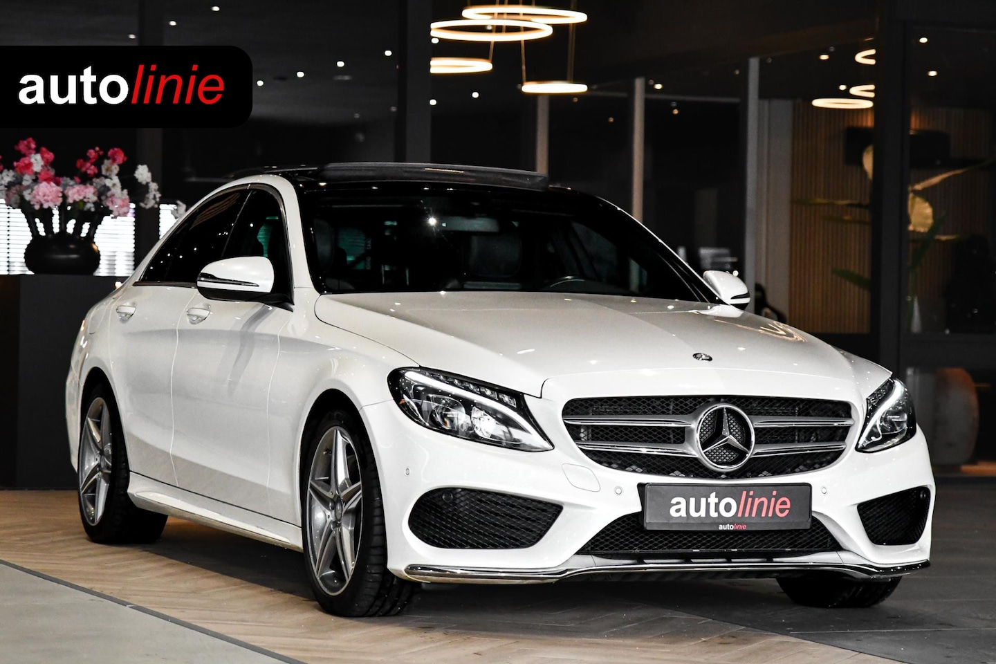 Mercedes-Benz C-klasse - 180 AMG-Line. Pano, Burmester, Camera, Sfeer, 9-Traps, Diamond White Pearl! - AutoWereld.nl