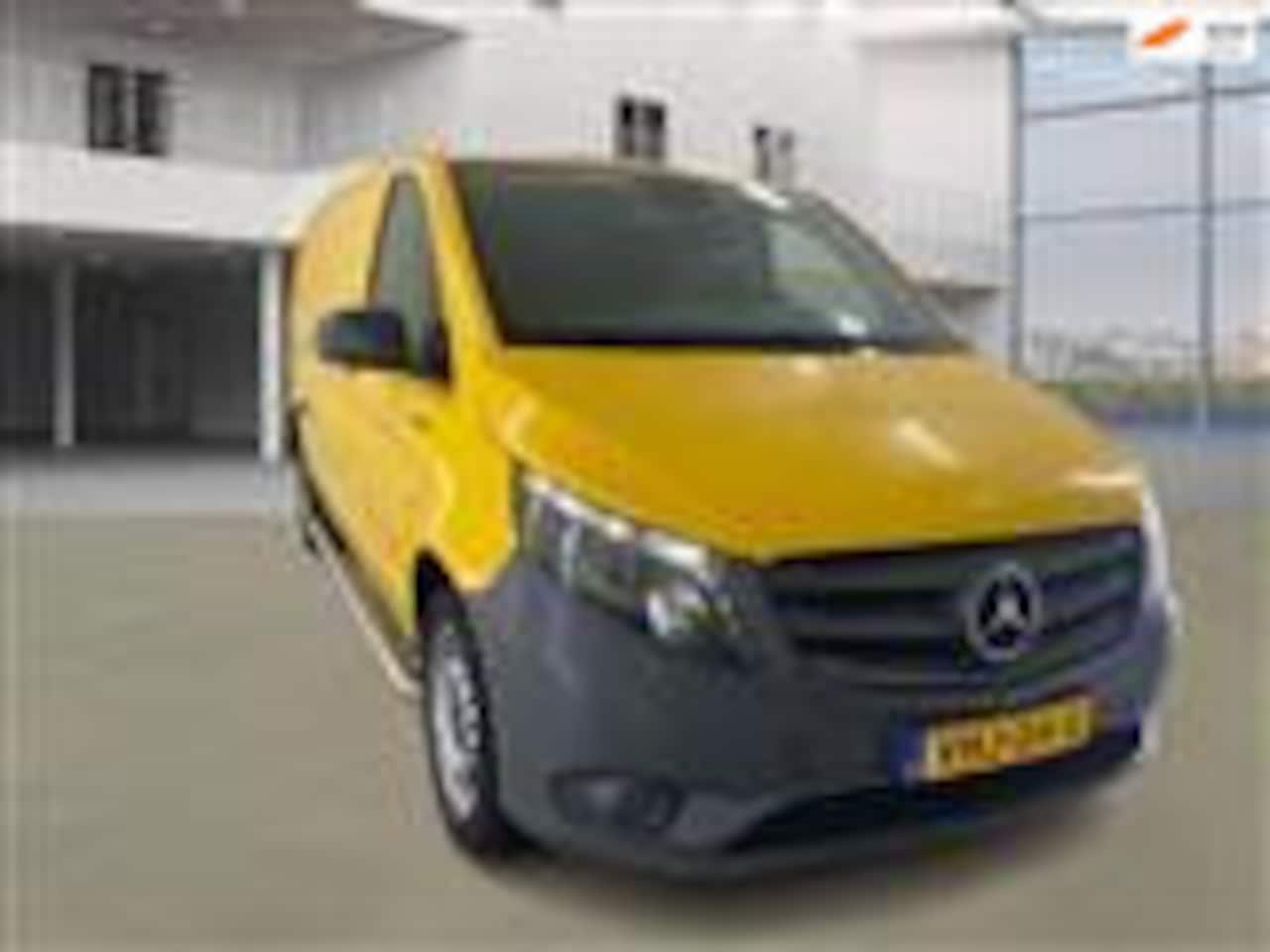 Mercedes-Benz eVito - EVito Lang 41 kWh AC SOH-92% ** 5999 EX BTW ** - AutoWereld.nl