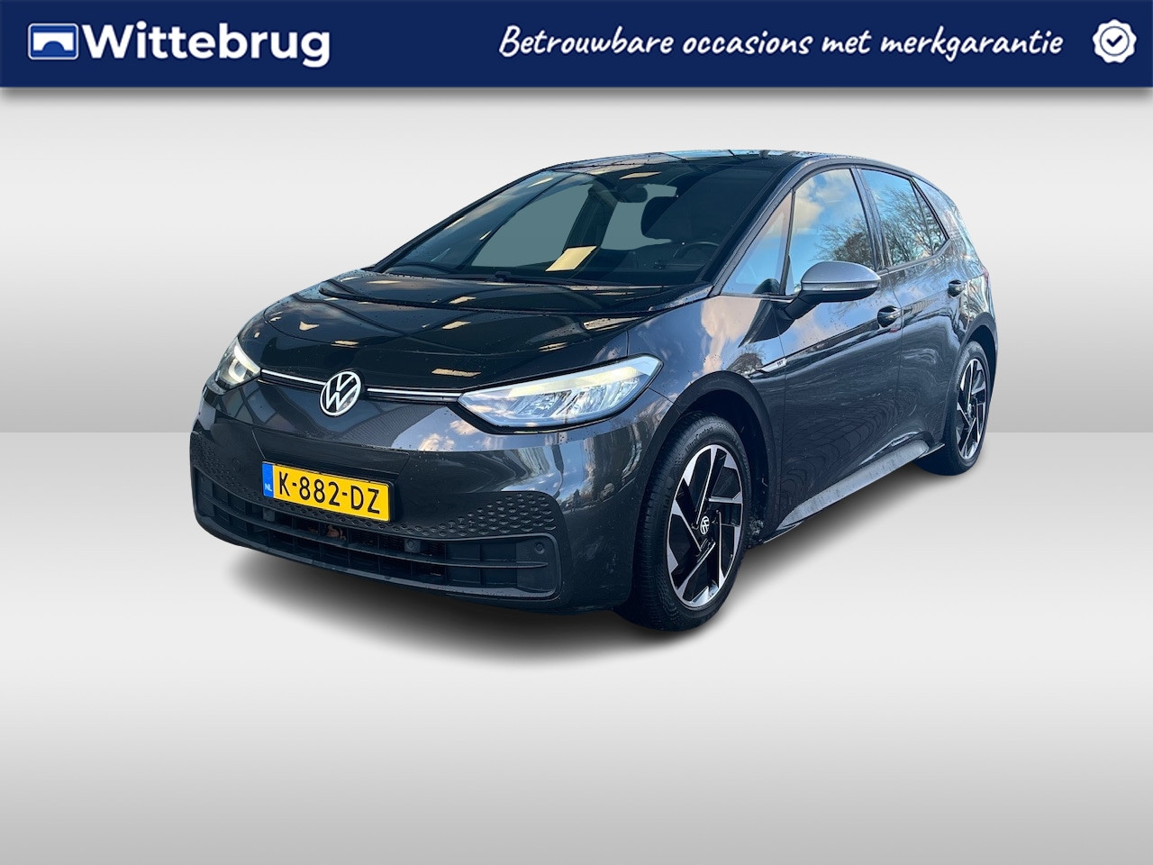 Volkswagen ID.3 - First 58 kWh / Stoelverwarming / Navigatie / 18'' LMV - AutoWereld.nl