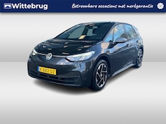 Volkswagen ID.3 - First 58 kWh / Stoelverwarming / Navigatie / 18'' LMV