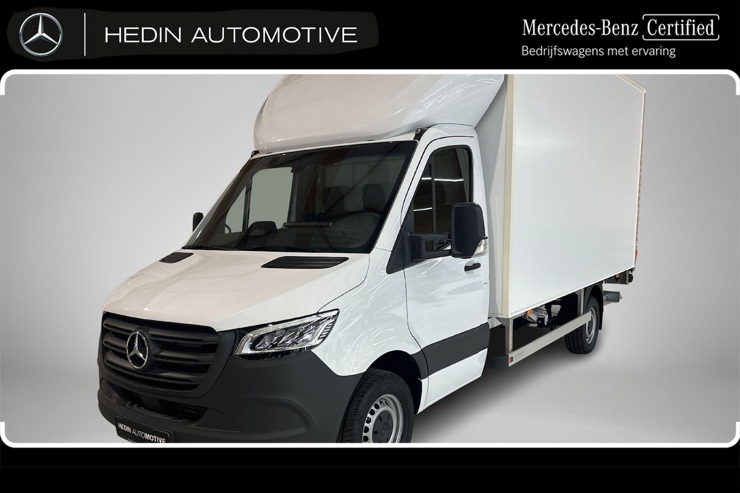 Mercedes-Benz Sprinter - 317 L3 Automaat RWD Pro Bakwagen | LED | Airco | Cruise Control | Zijwindassistent - AutoWereld.nl
