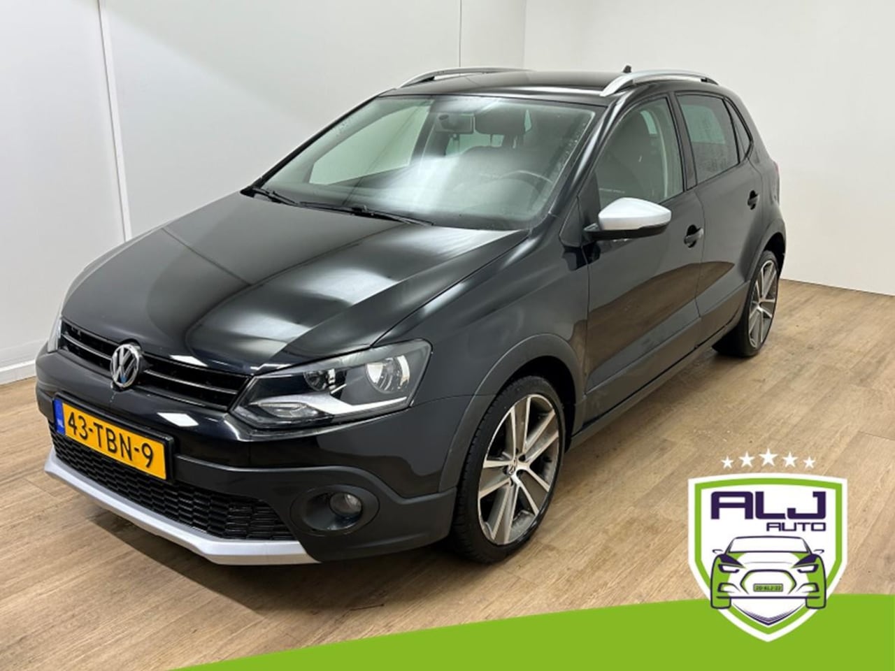 Volkswagen Polo - Occasion 1.2 TSI Cross | Zwart | Tweedehands Polo Cross | Automaat | Airco | Bluetooth aud - AutoWereld.nl