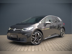 Volkswagen ID.3 - First Plus 58 kWh | Stoelverwarming | Stuurverwarming | Camera | Adaptive Cruise Control |