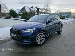 Audi Q3 - 35 TFSI S-Line / Pano / Carplay / El. Trekh. / Luxe