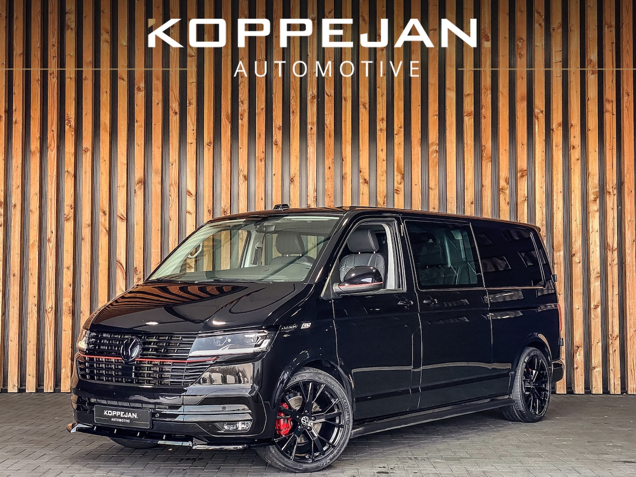 Volkswagen Transporter - 2.0 TDI 150PK DSG Dubbele Cabine Bulli | 2X SCHUIFDEUR | LEDER | LED | NAVI | ADAPTIVE CRU - AutoWereld.nl