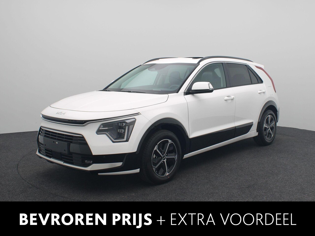 Kia Niro - 1.6 GDi Hybrid DynamicPlusLine Leder | Stoelverwarming | Open Dak | Diverse kleuren uit vo - AutoWereld.nl