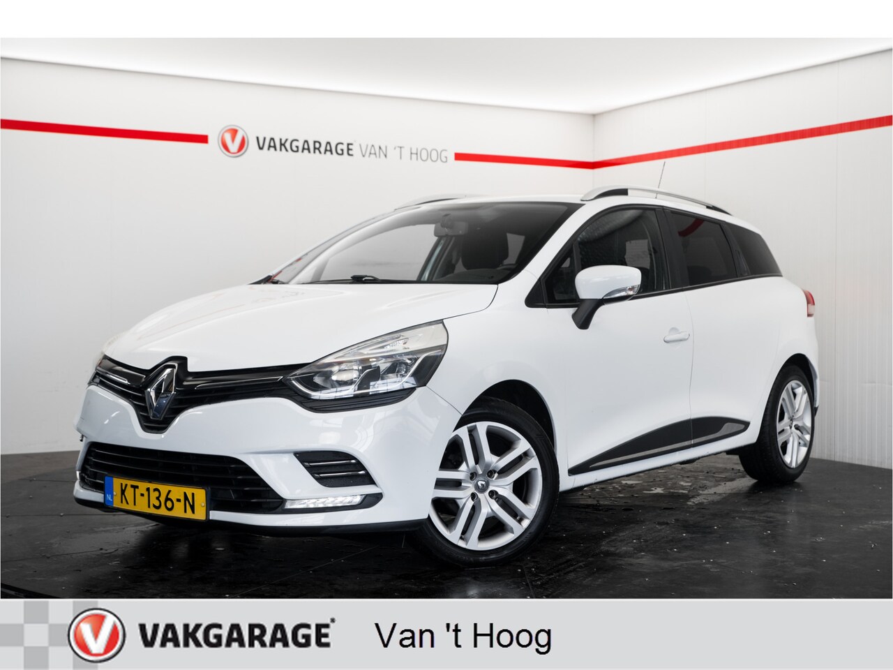 Renault Clio Estate - 0.9 TCe Zen Navigatie Airco Bleuthoot koppeling - AutoWereld.nl