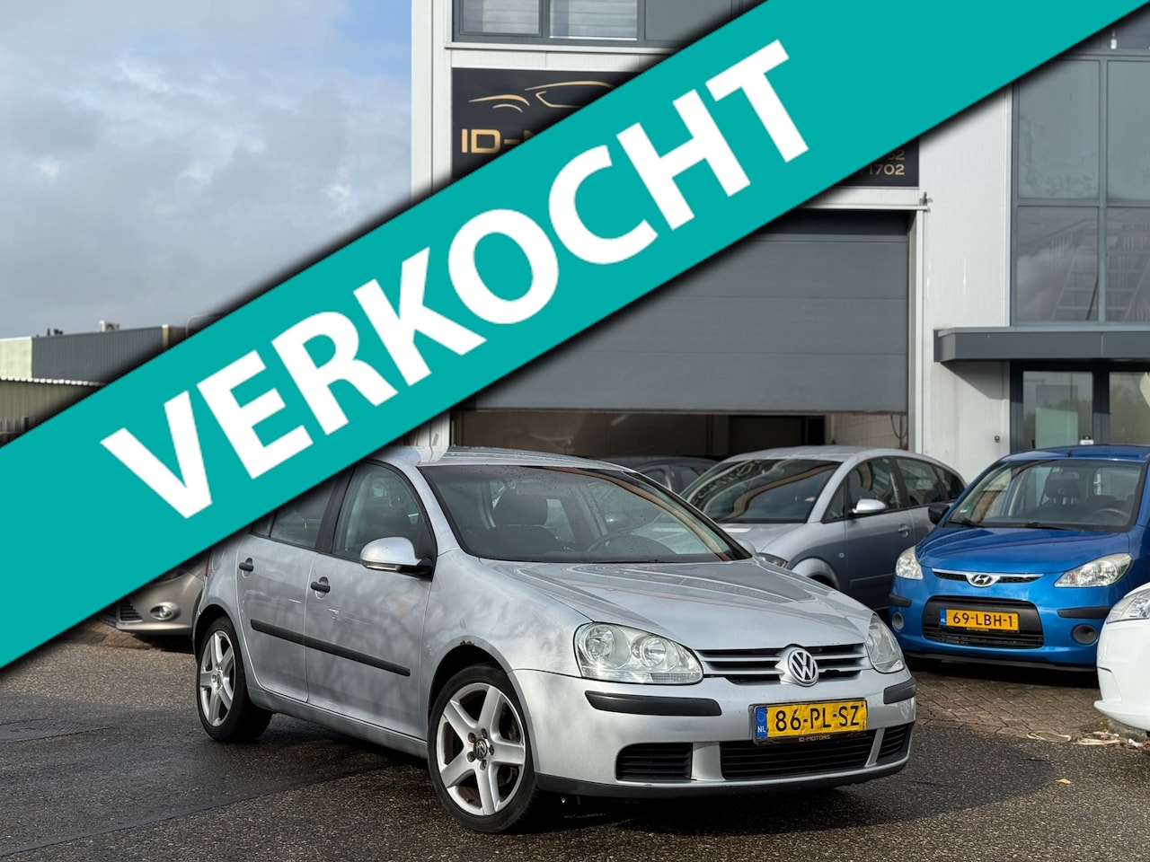 Volkswagen Golf - 1.4 Trendline cruise apk scherm nieuwe apk clima - AutoWereld.nl