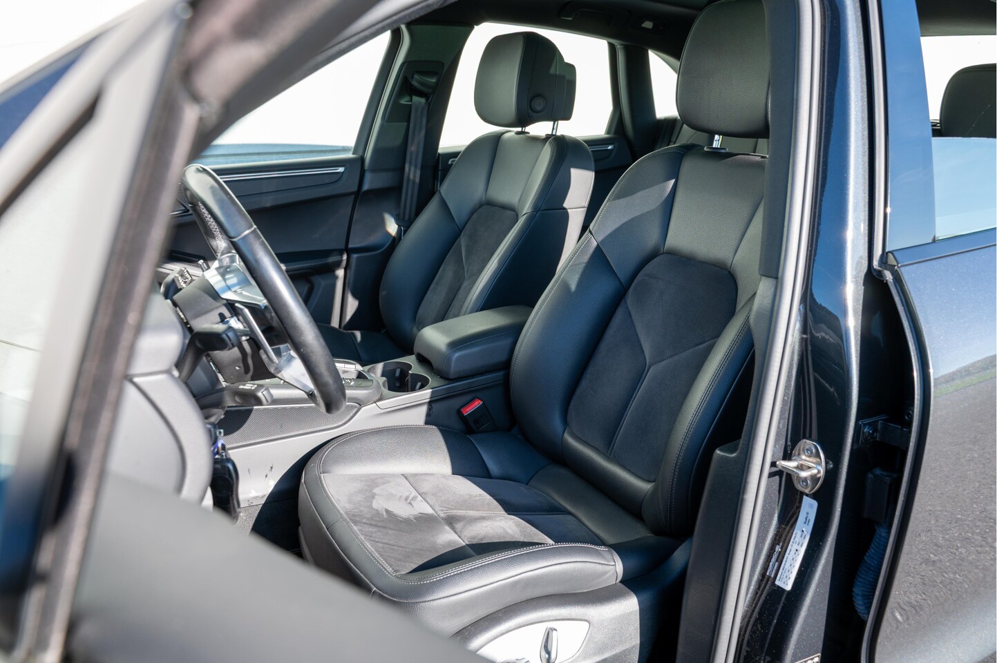 Porsche Macan - 2.0 2.0 - AutoWereld.nl