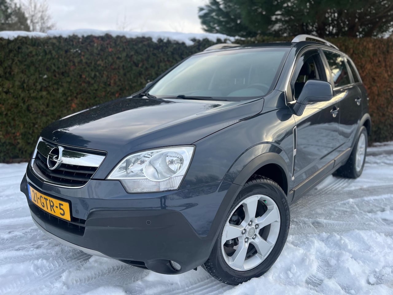 Opel Antara - 2.4-16V Enjoy AIRCO 185 KM NAP TREKHAAK NETTE AUTO !! - AutoWereld.nl