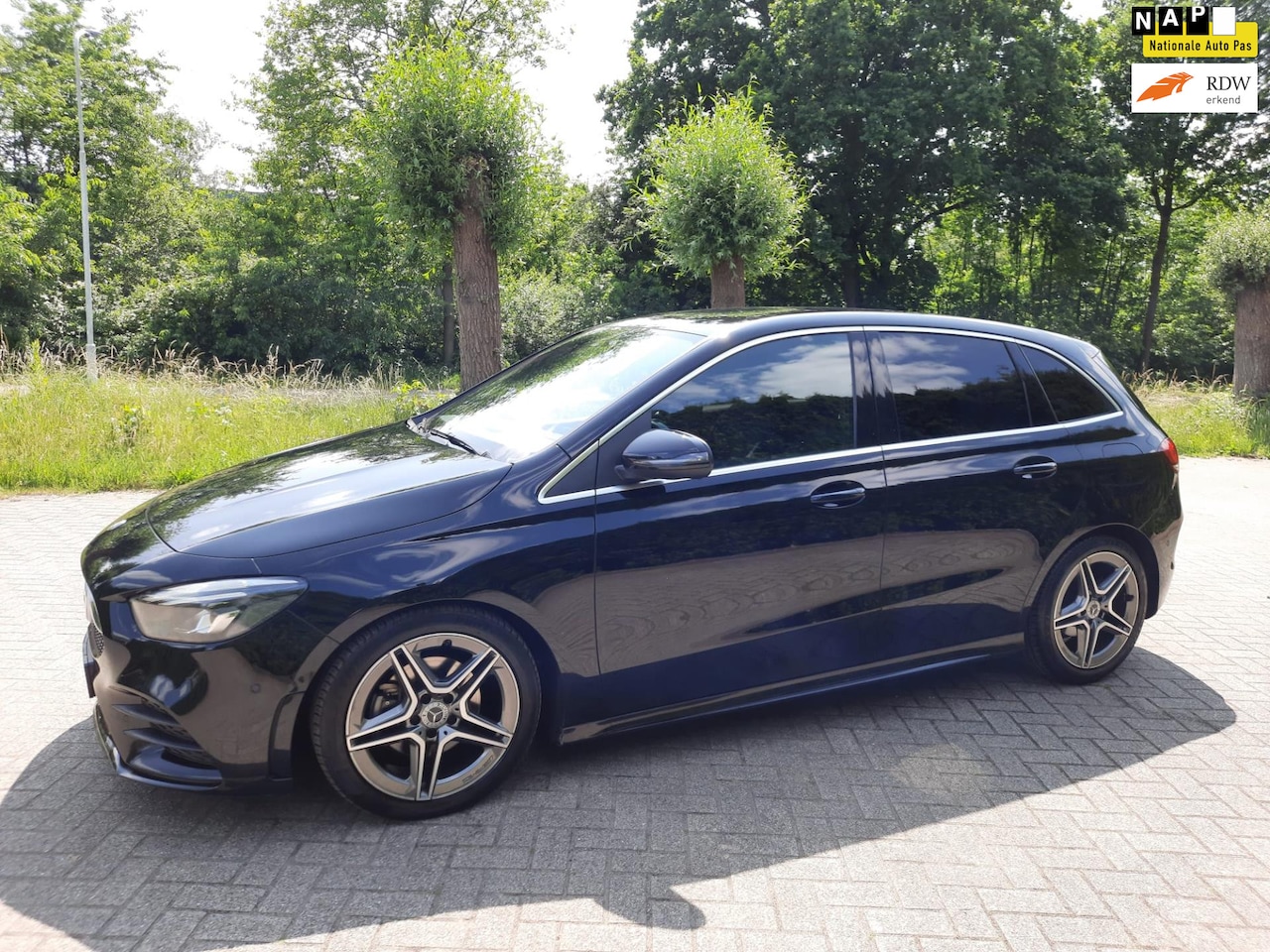 Mercedes-Benz B-klasse - 180d Business AMG xenon ecc sport - AutoWereld.nl