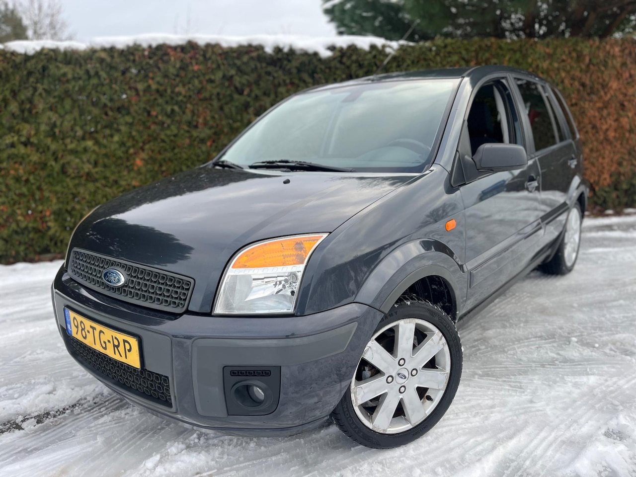 Ford Fusion - 1.4-16V Futura AIRCO HOGE-INSTAP APK NAP !! - AutoWereld.nl