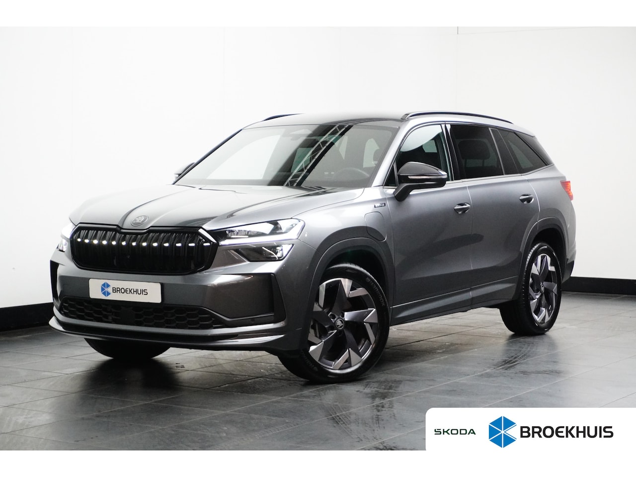 Skoda Kodiaq - 1.5 TSI PHEV 272 pk Sportline 6-DSG | Achteruitrijcamera | Elektrische geheugen stoel | Cr - AutoWereld.nl