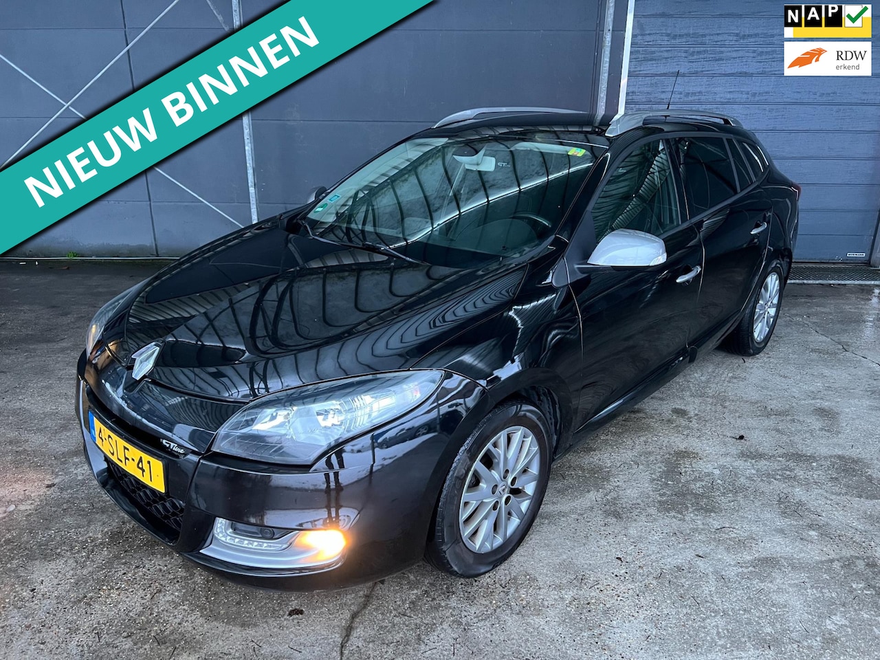 Renault Mégane Estate - 1.5 dCi GT-Line ECC/NAV/PANO/CAM APK+NAP - AutoWereld.nl