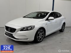 Volvo V40 - 2.0 T2 Ocean Race LEER / NAVI