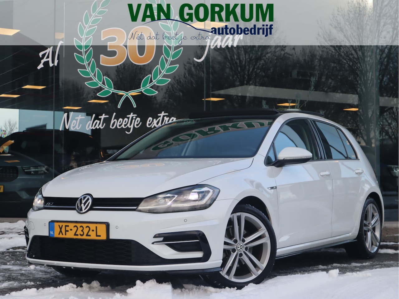 Volkswagen Golf - 1.5 TSI Highline / Panoramadak - AutoWereld.nl