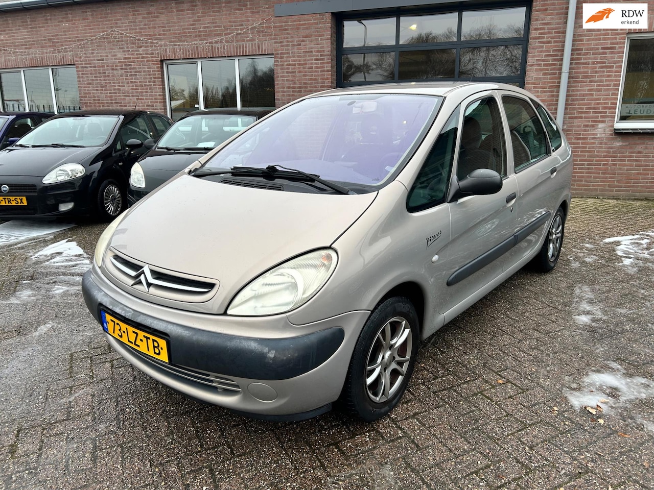Citroën Xsara Picasso - 1.6i Différence // 137.000 km NAP !! - AutoWereld.nl