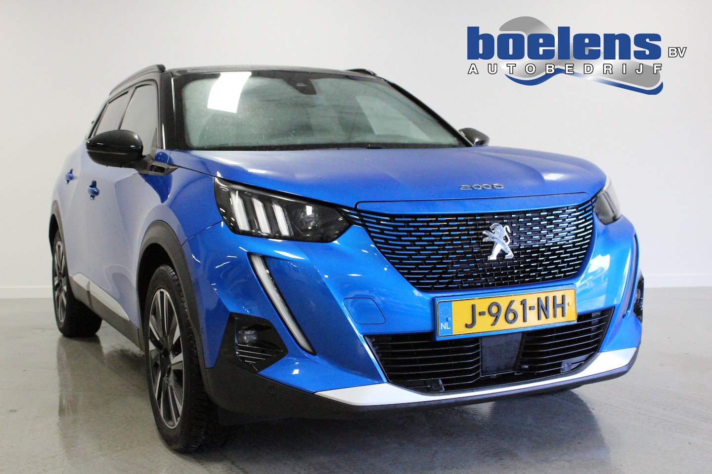 Peugeot e-2008 - EV GT 50 kWh | PANO-DAK | CLIMA | 3-FASE | CARPLAY | STOEL-VERW | LMV | CAMERA | NAVI | - AutoWereld.nl