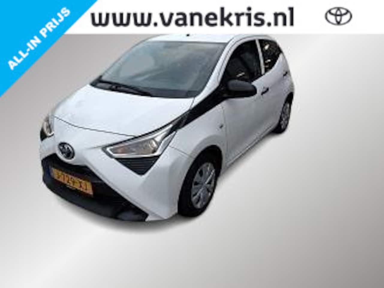 Toyota Aygo - 1.0 VVT-i x-fun 1.0 VVT-i X-Fun, Airco, Bluetooth - AutoWereld.nl