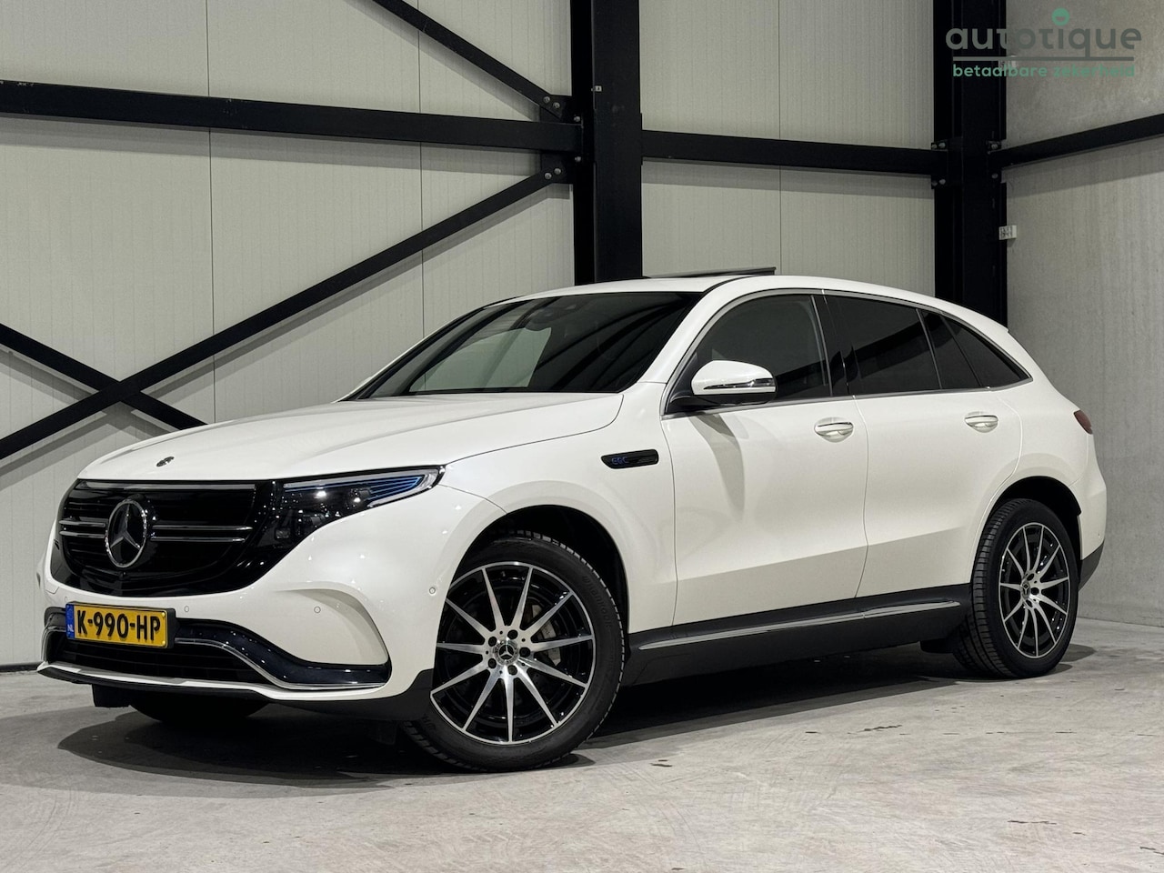 Mercedes-Benz EQC - 400 4MATIC AMG 80 kWh | schuifdak | hud | burmester | 360camera | - AutoWereld.nl