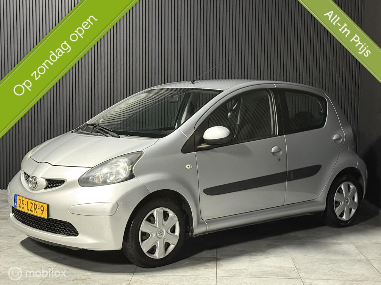 Toyota Aygo - 1.0-12V Comfort|AUT|5DR|NAP| - AutoWereld.nl