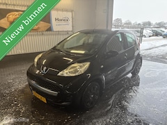Peugeot 107 - 1.0-12V XS leuke auto