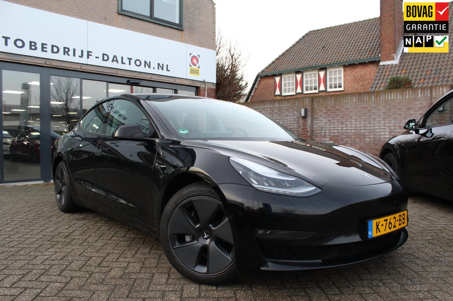 Tesla Model 3 - Long Range RWD Long Range AWD 75 kWh FACELIFT/ WARMTEPOMP / DUBBEL GLAS - AutoWereld.nl
