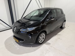 Renault Zoe - R110 Iconic 44 kWh (huur Accu) Navi, lmvelgen, boekjes aanw