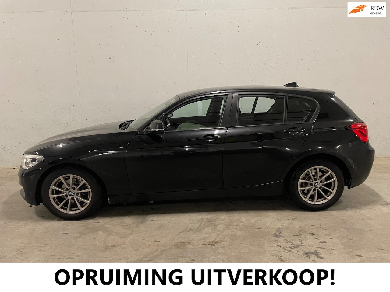 BMW 1-serie - 118i Automaat 5drs. Navi Cruise Control Clima PDC Keyless - AutoWereld.nl
