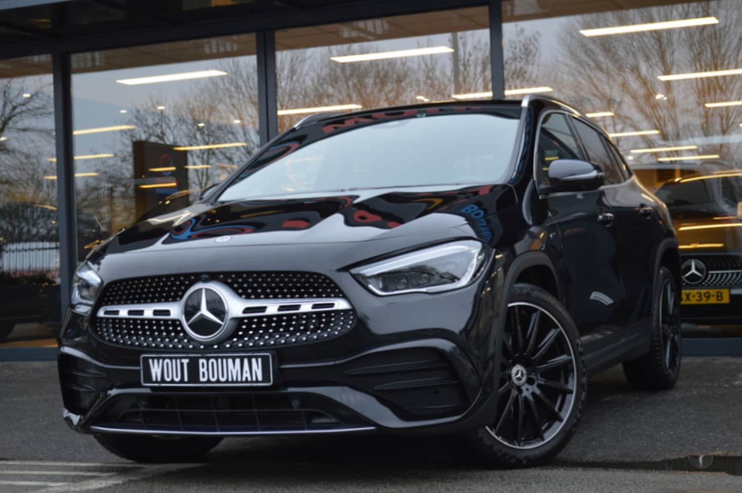 Mercedes-Benz GLA-Klasse - 250 e AMG Led Panorama Memory Camera 360 Trekh Keyless Pdc - AutoWereld.nl