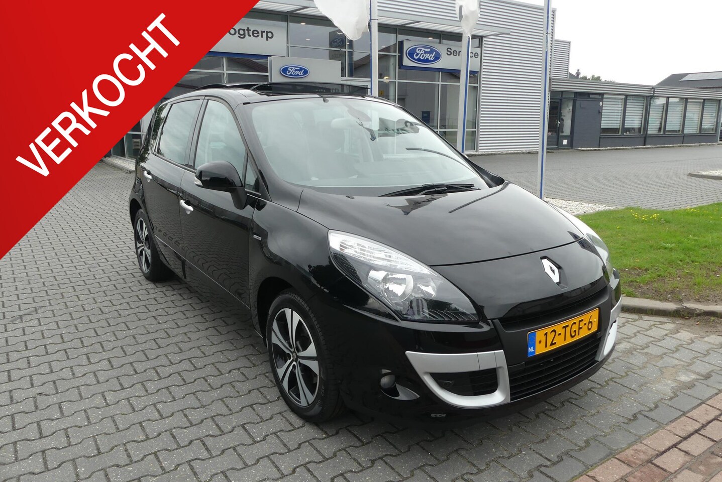 Renault Scénic - 1.4 TCe Bose CRUISE, CLIMA, NAVI, CAMERA, TREKHAAK (1.300KG), 75.385KM - AutoWereld.nl